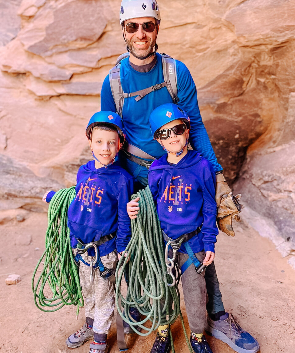 4865C2DF-2B82-4D62-8DE3-A9237024B25A